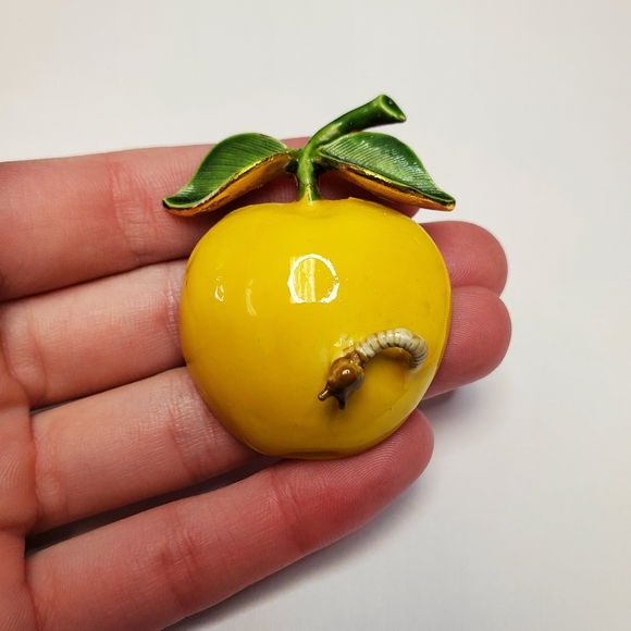 Original by Robert Apple with worm pin - Picture 2 of 6